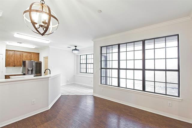 Building Photo - 17007 Vinland Dr