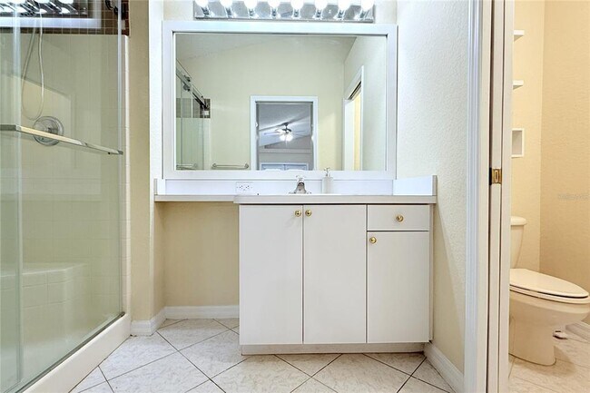 Building Photo - 13748 Meade Ct