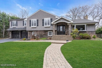Building Photo - 607 Wildwood Rd