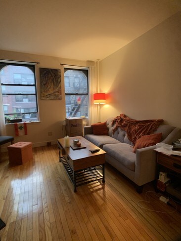 Building Photo - 245 East 77th Street