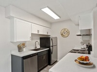 Building Photo - Aspire Thunderbird