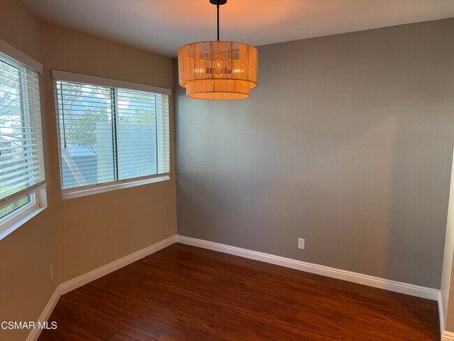 Building Photo - 1174 Tivoli Ln