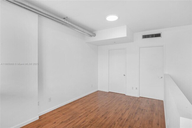 Building Photo - 690 SW 1st Ct