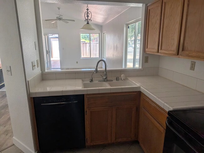 Building Photo - 3067 Carey Ln