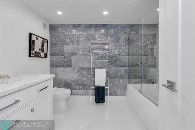 Building Photo - 1390 S Ocean Blvd