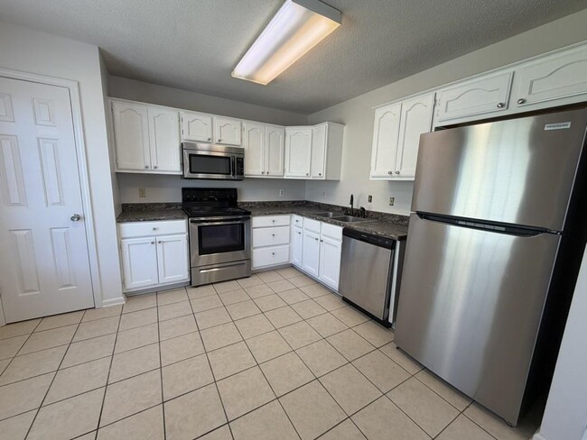 Building Photo - 9289 Morning Garden Cove