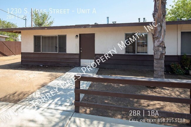 Building Photo - Cozy 2 Bedroom Near the Heart of Escondido...