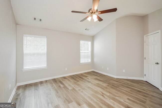 Building Photo - 40 Stone Ridge Way
