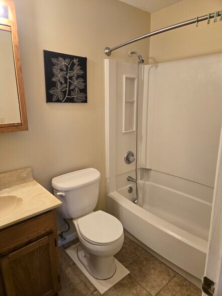 Building Photo - 3151 ROESCH BLVD