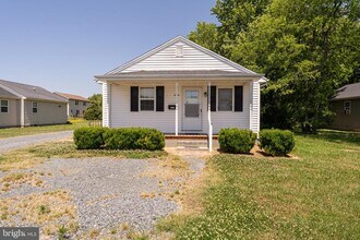 Building Photo - 30704 Hampden Ave