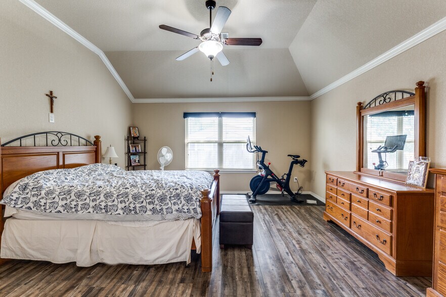 Building Photo - 129 Buckskin Way