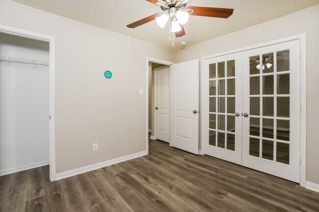 Building Photo - 5155 Cottage Creek Ln