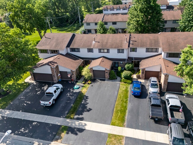 Building Photo - 6815 Brementowne Dr