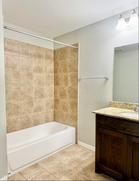 Building Photo - 2837 Spanish Bay Ln