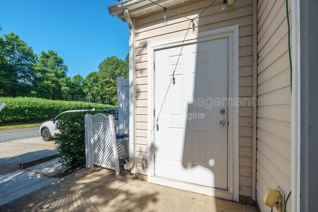 Building Photo - 11339 Dundarrach Ln