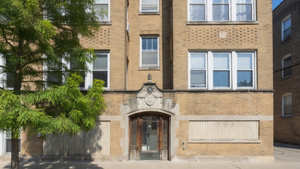 Building Photo - 4617 N Rockwell St