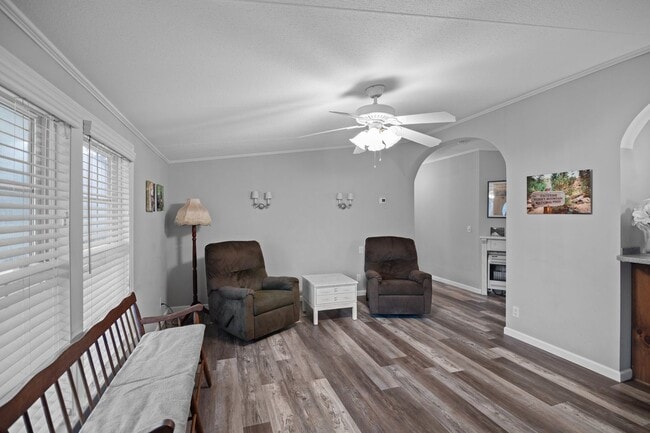 Building Photo - 2277 Hull Rd