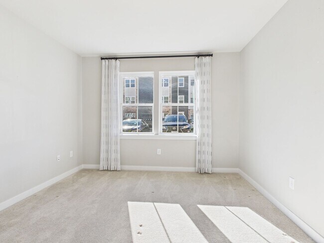 Building Photo - 6601 Citory Way