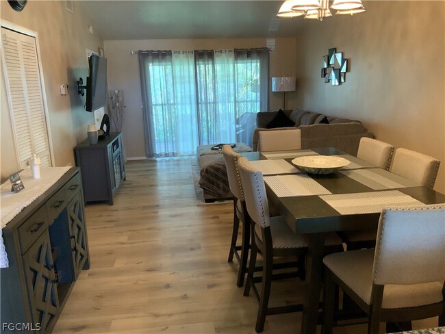 Building Photo - 839 SW 48th Terrace