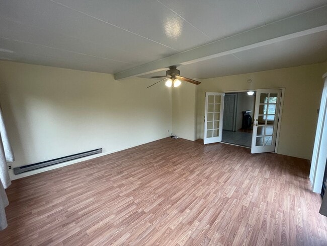 Building Photo - $3,590 / 3 BR - 1509 SF - VERY NICE MISSIO...