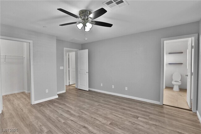 Building Photo - 3173 Arco Ave