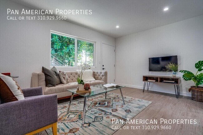 Building Photo - 1503 Stanton Pl