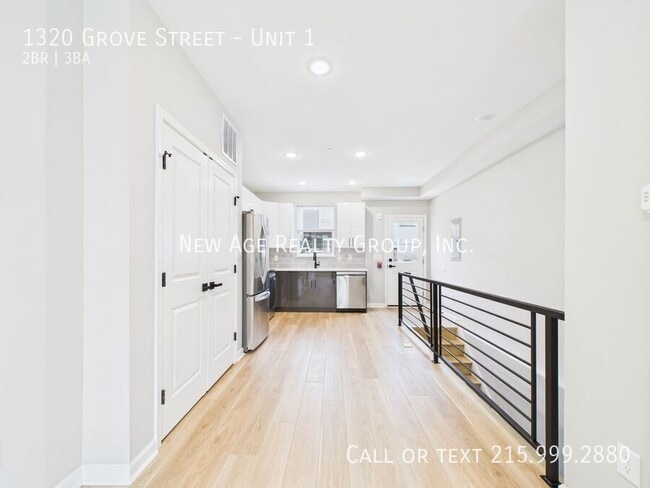 Building Photo - 1320 Grove St