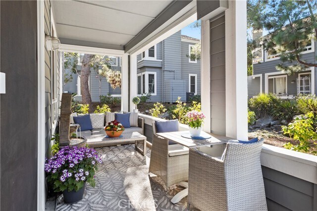 Building Photo - 85 Seaborough