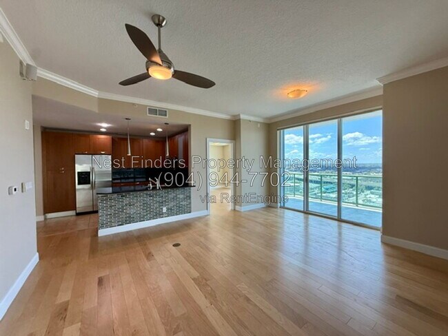 Building Photo - 1431 Riverplace Blvd