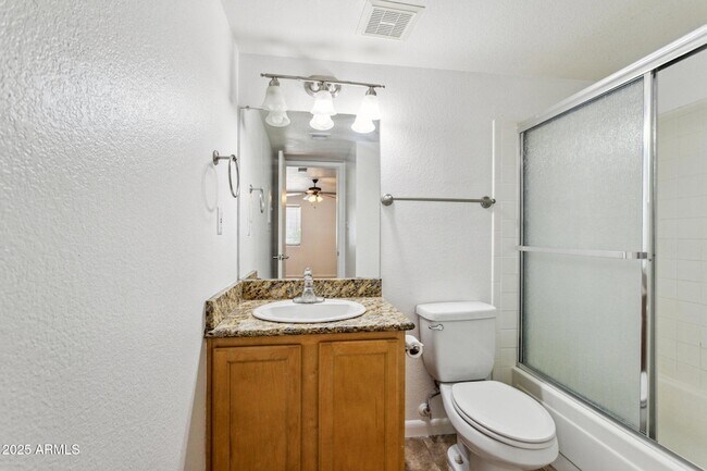 Building Photo - 5995 N 78th St