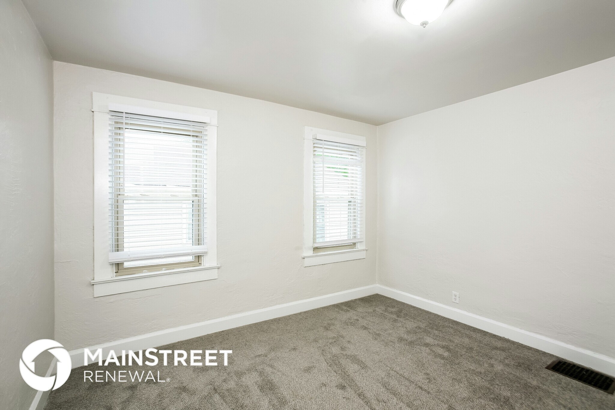 Building Photo - 935 N Gibson Ave