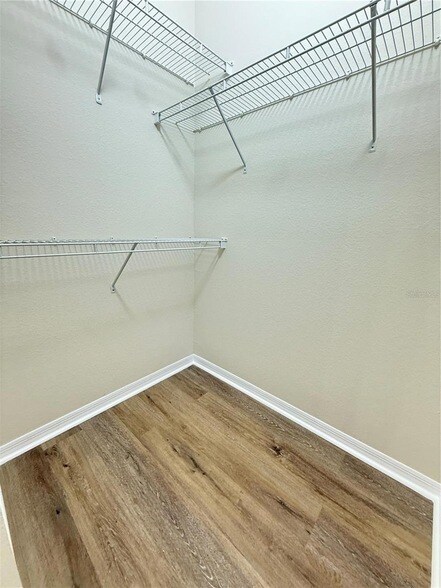 Building Photo - 8112 Claire Ann Dr