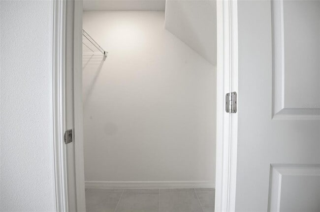 Building Photo - 37411 Roanoke River Wy