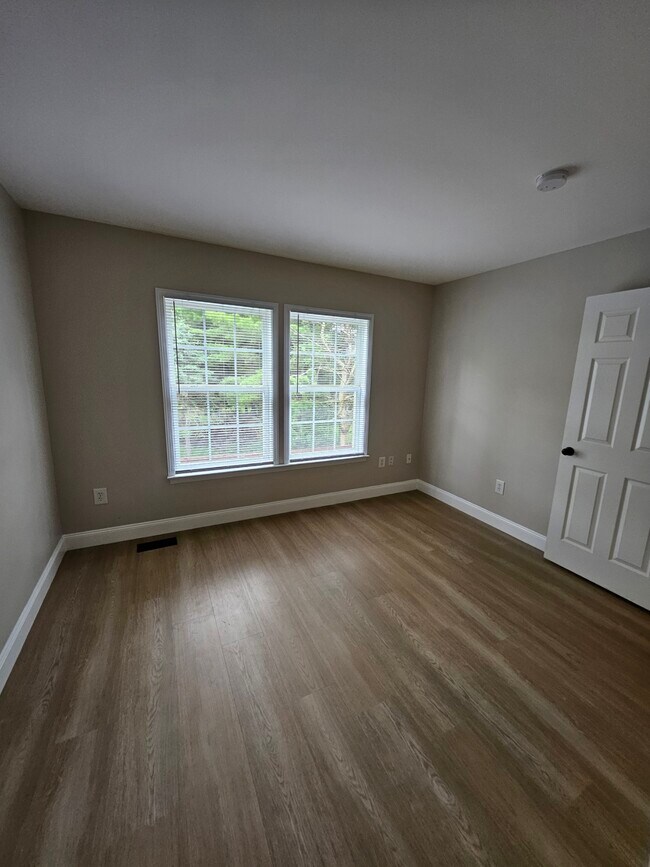 Building Photo - 14110 Shelby Cir
