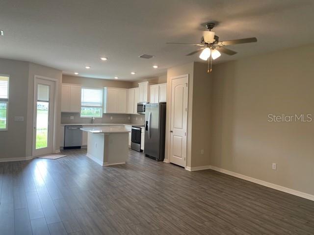 Building Photo - 11244 Cay Spruce Wy