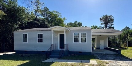 Building Photo - 1139 Charmain St