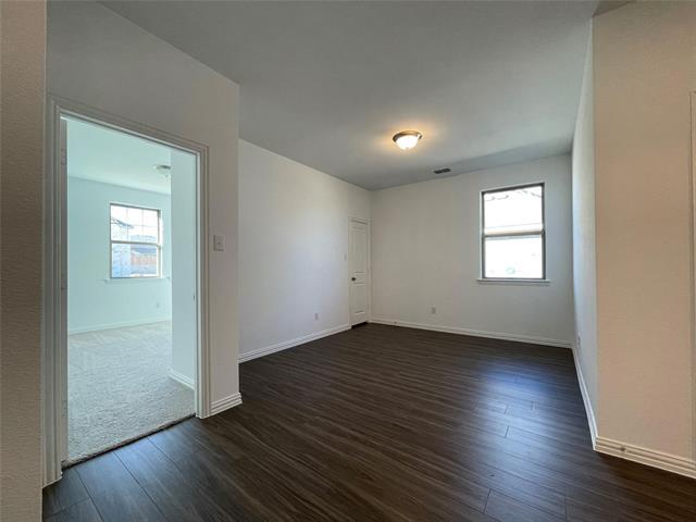 Building Photo - 2224 Switchgrass St