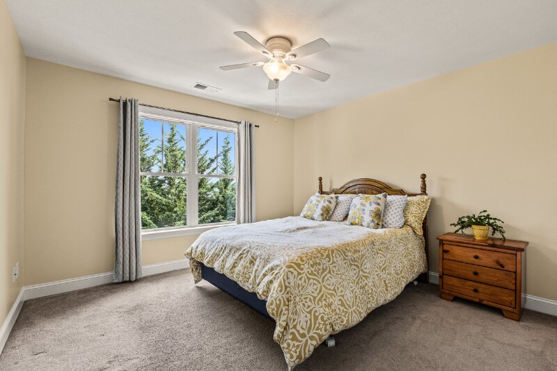 Building Photo - 375 Blue Stone Hills Dr