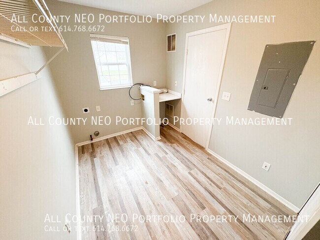 Building Photo - 6755 Axtel Dr