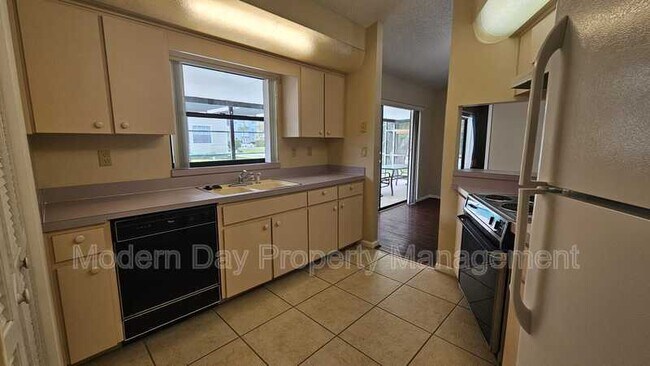 Building Photo - 8185 Omaha Cir