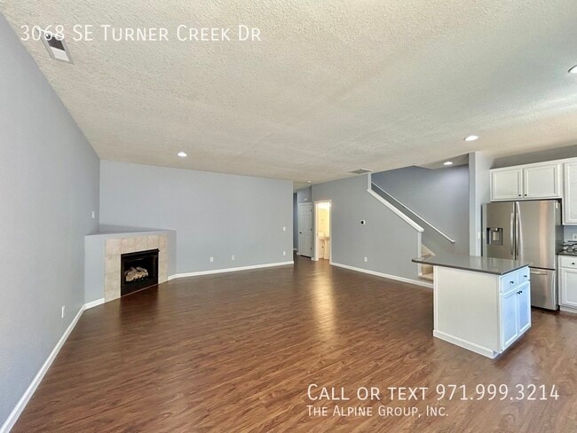 Building Photo - 3068 SE Turner Creek Dr
