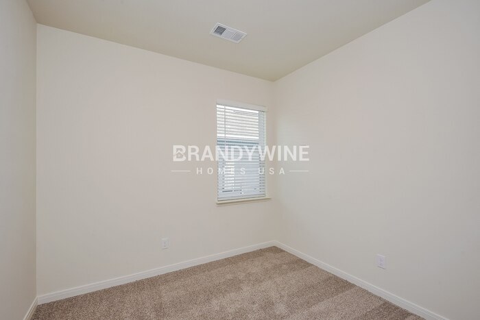Building Photo - 1437 Woodwinds Dr