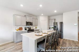 Building Photo - 6847 Alaskan Wy.