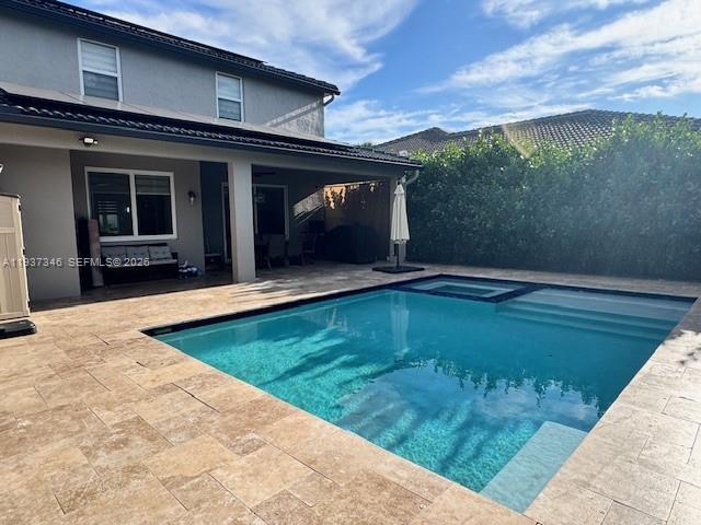 Building Photo - 19232 N Gardenia Ave