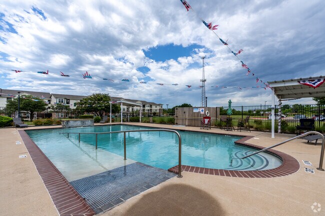 Swimming Pool - The Grand Reserve Seniors - Temple Community