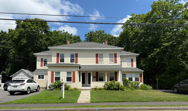 Building Photo - 138-140-140 Plain St