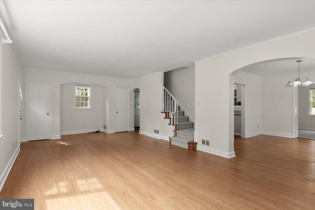 Building Photo - 2925 Kanawha St NW