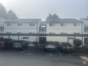 Building Photo - 15280 Macadam Rd S