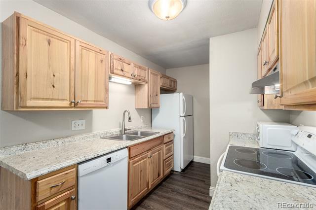 Building Photo - 16359 W 10th Ave