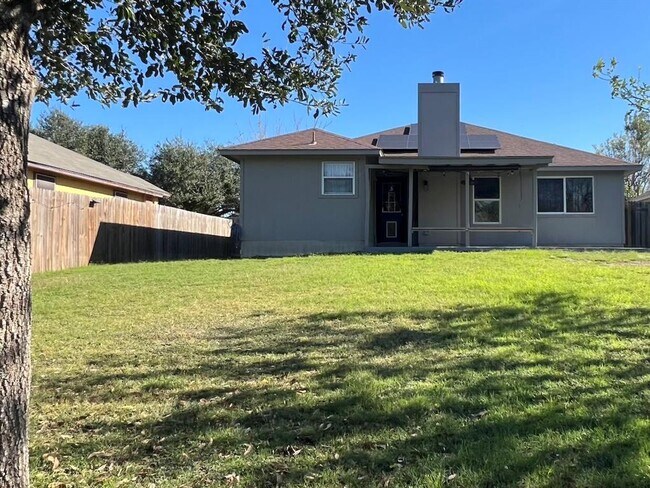 Building Photo - 223 Dana Dr